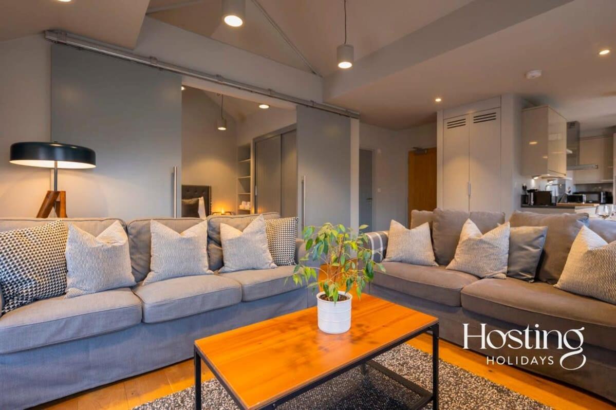 Stylish Luxury Apartment In The Centre Of Henley Ngoại thất bức ảnh