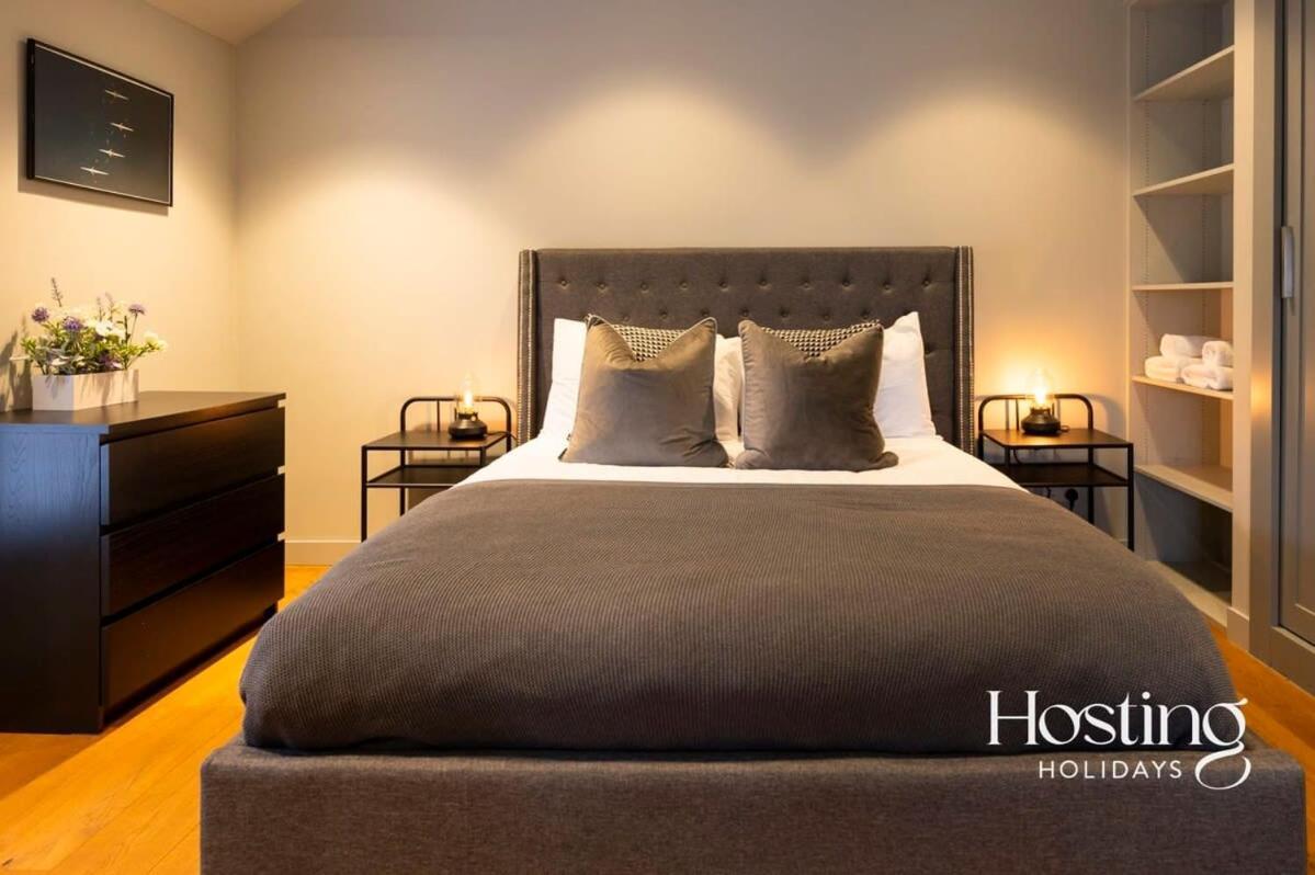 Stylish Luxury Apartment In The Centre Of Henley Ngoại thất bức ảnh