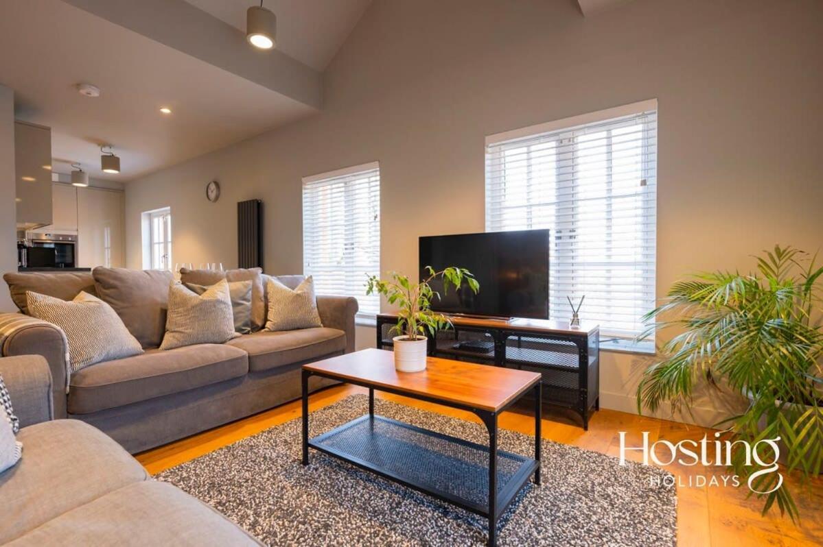Stylish Luxury Apartment In The Centre Of Henley Ngoại thất bức ảnh